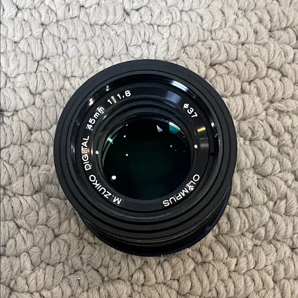 Olympus Digital 45mm Lens in Black and Silver